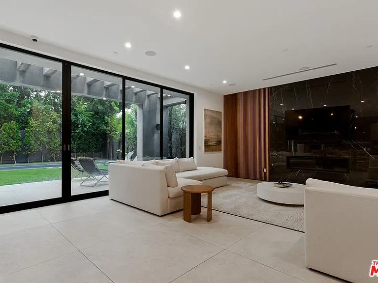 356 N La Jolla Ave — Photo 5