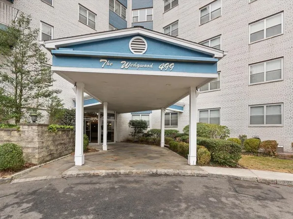 499 N Broadway #5K, White Plains, NY 10603