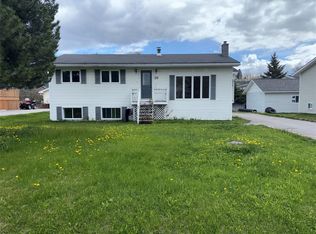 20 Midland Row, Pasadena, NL A0L1K0