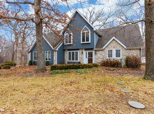 16156 N Leprechaun Ln, Effingham, IL 62401