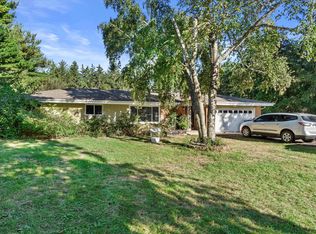 3101 Oakwood Dr, Racine, WI 53406