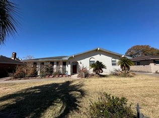 3120 Nashville Ave, Nederland, TX 77627