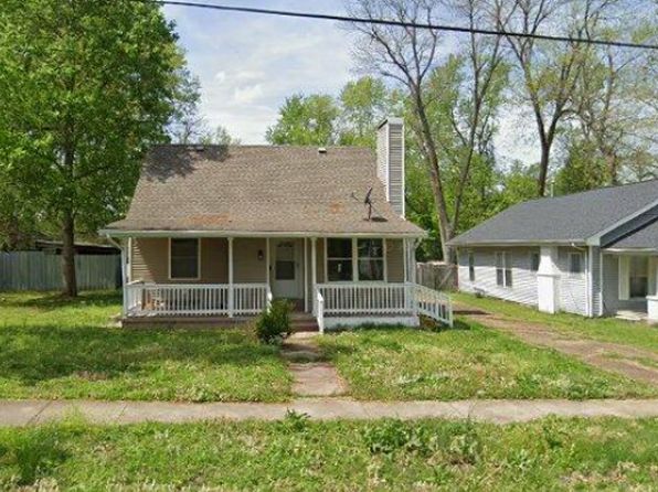 429 S 2nd St