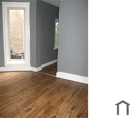 3 bed, $1,200 — Photo 2