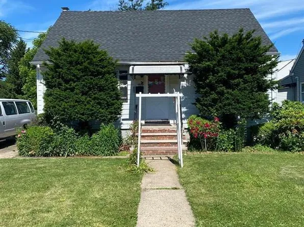 847 Newton St, North Brunswick, NJ 08902