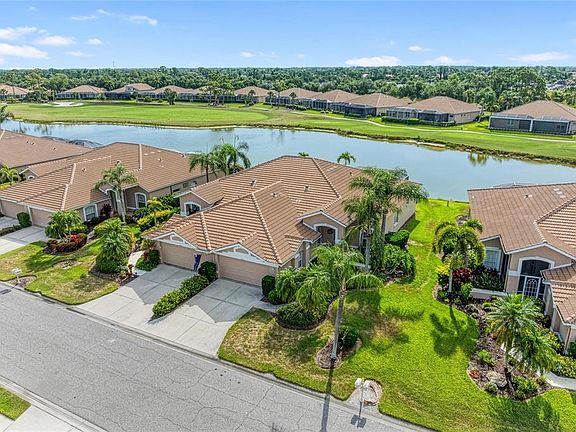 3rd image of 9532 FOREST HILLS CIRCLE