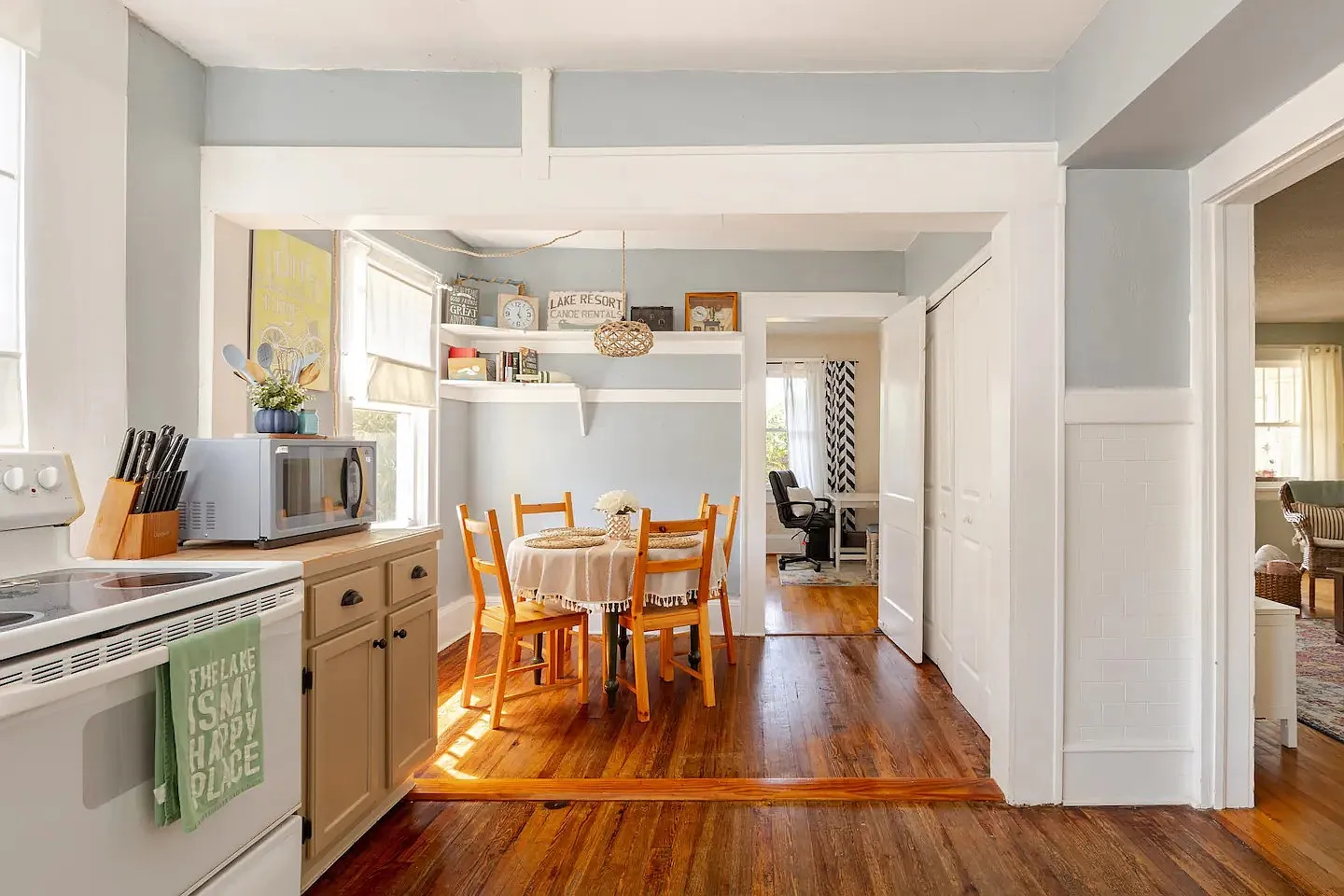 2 bed, $3,400 — Photo 4