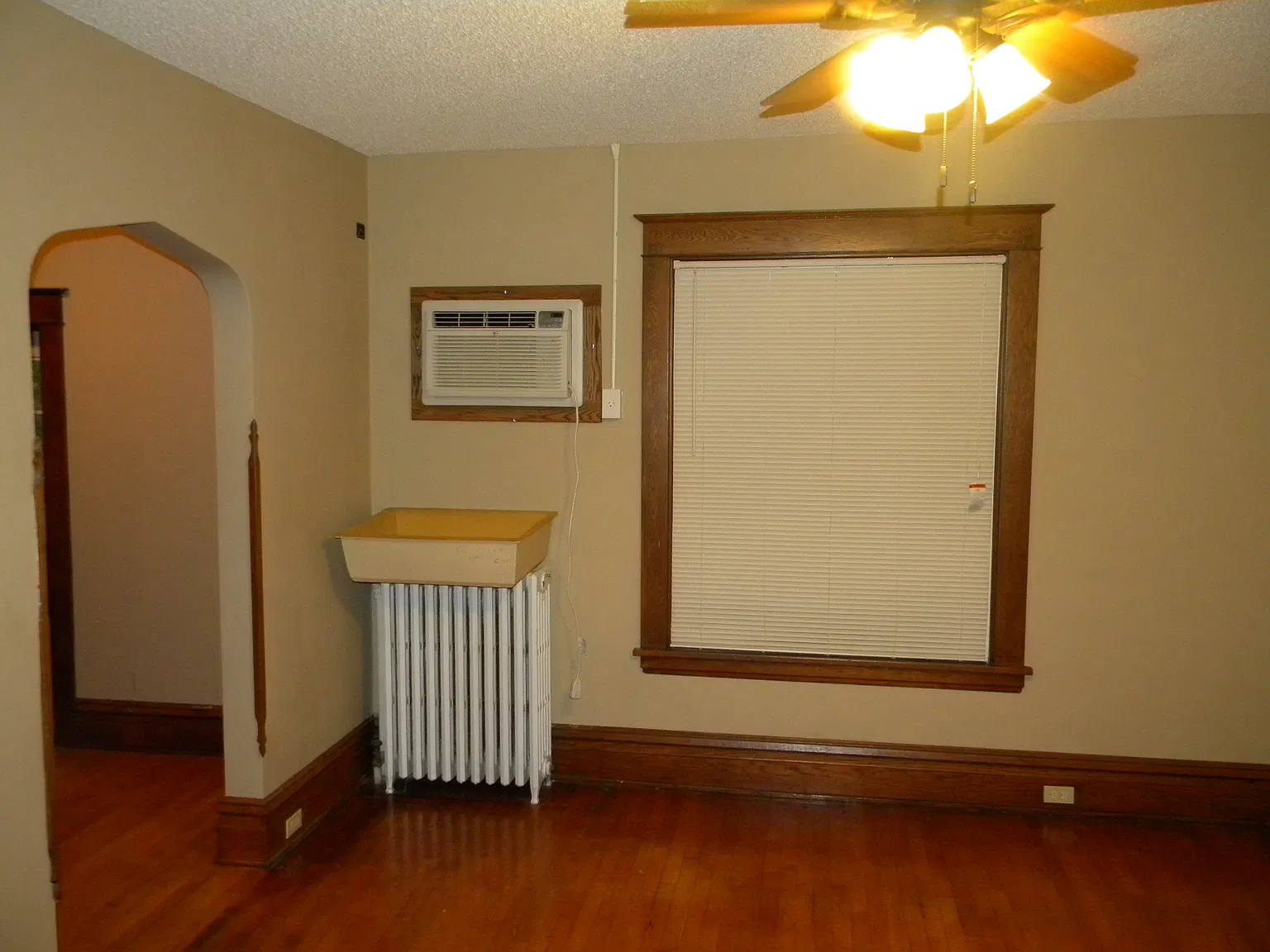 3 bed, $1,700 — Photo 3