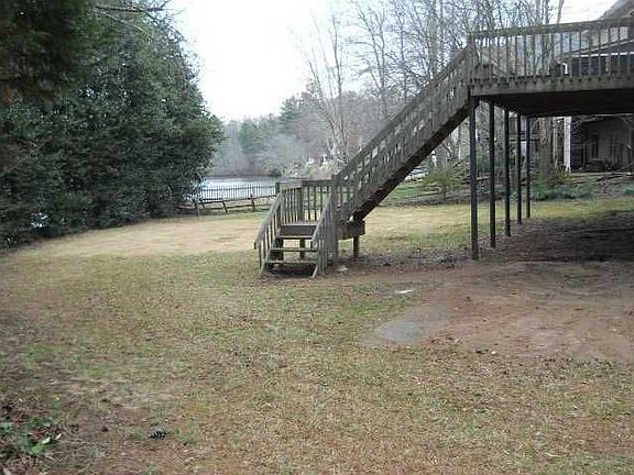 2nd image of 4204 Long Branch Dr NE