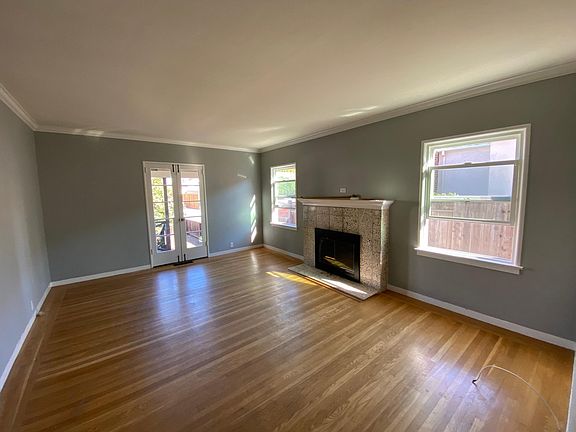 5th image of 211 Ramona St
