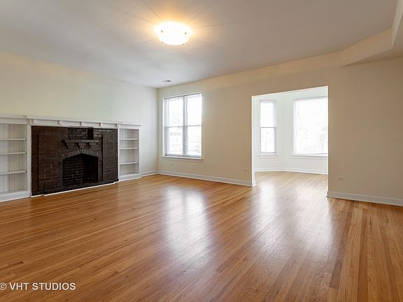 2nd image of 7309 S Oglesby Ave #1S