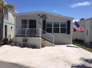 221 Nettles Blvd, Jensen Beach, FL 34957