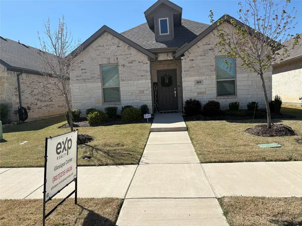 109 Foreman Dr, Midlothian, TX 76065