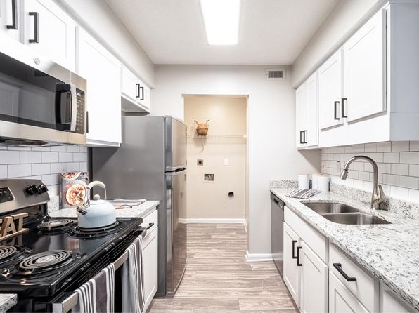 3004 Ivey Wood Ln #205