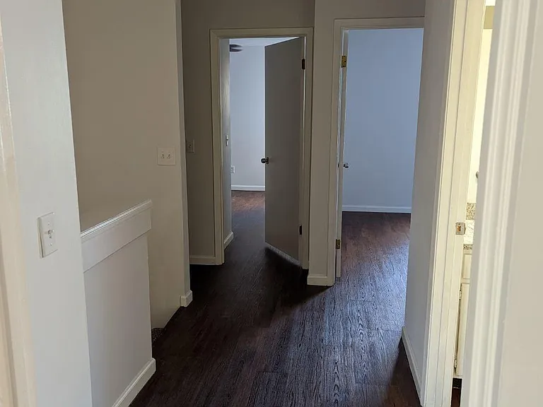 1349 Capri Dr — Photo 12