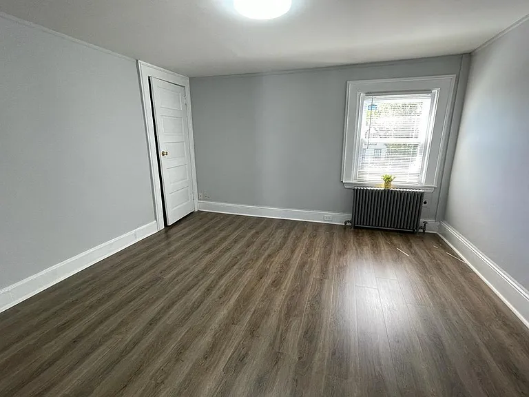 835 8th Ave #3 — Photo 4