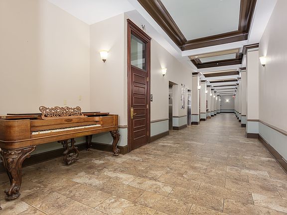 5th image of 1401 Market St #207