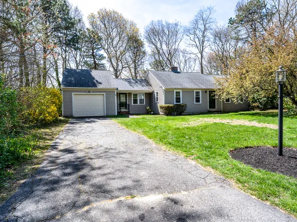 52 Cap'n Jac's Road, Centerville, MA 02632