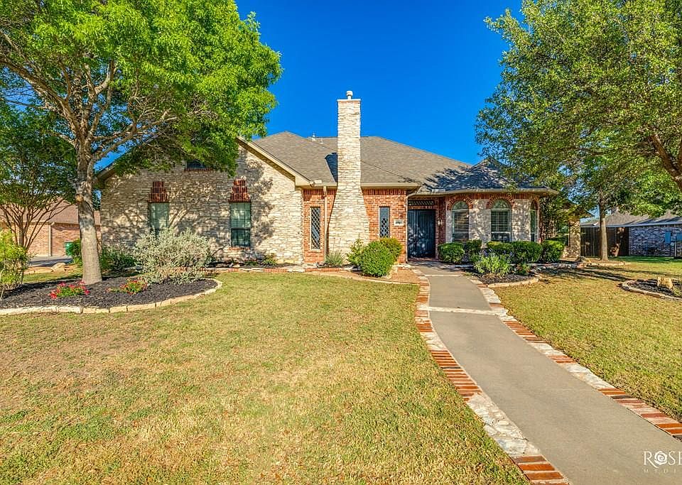 1st image of 4802 N Bentwood Dr