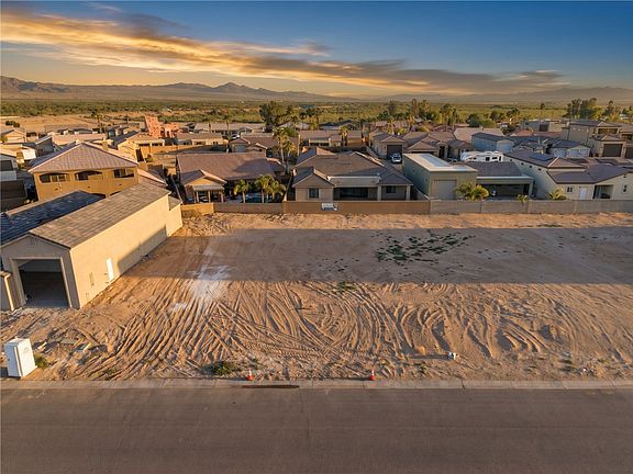 2nd image of 515 Border Lane