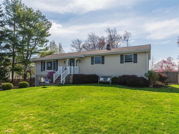 13 Tulip Lane, Monroe, NY 10950