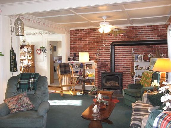 4th image of 1013 State St