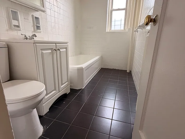 83-57 118th St #5M — Photo 9