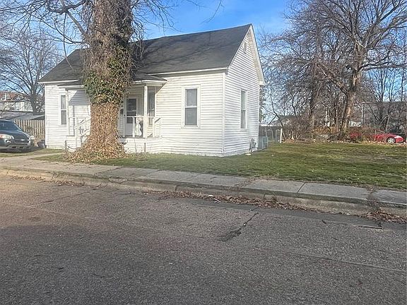 2nd image of 212 N Jackson St