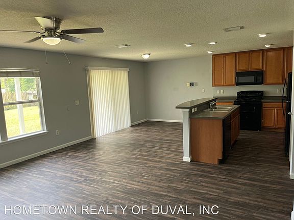 5th image of 9208 Redtail Ct