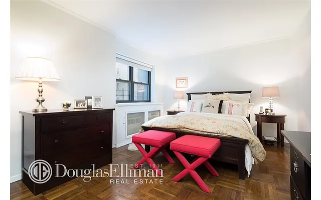 Sold by Douglas Elliman | media 14