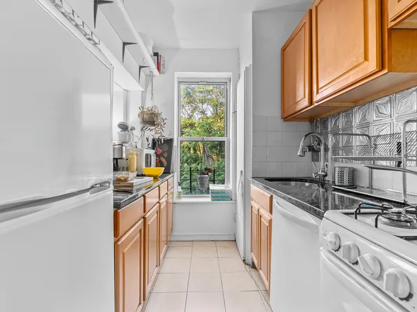 277 Adelphi Street image 29 of 31