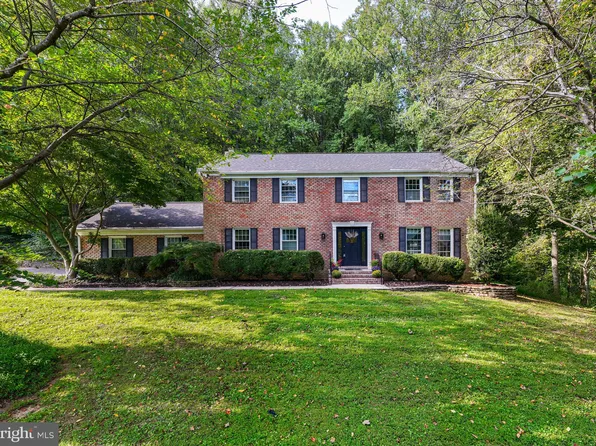 11128 Old Carriage Rd, Glen Arm, MD 21057
