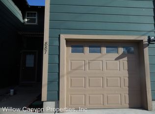 887 SW 2nd St, Madras, OR 97741