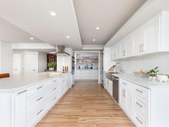 2nd image of 9 Island Ave #1814-1
