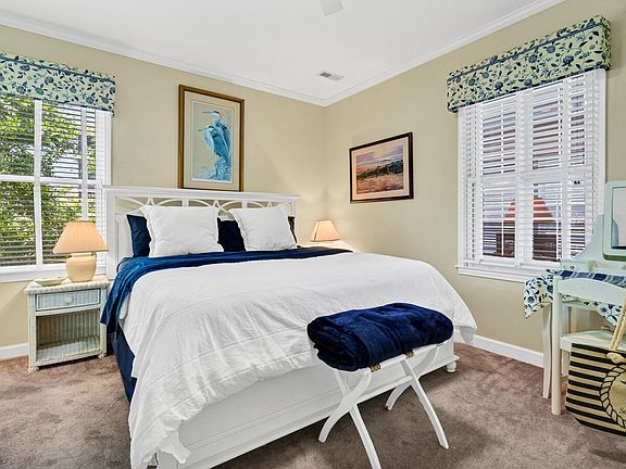 4th image of 705 Sandpiper Rdg