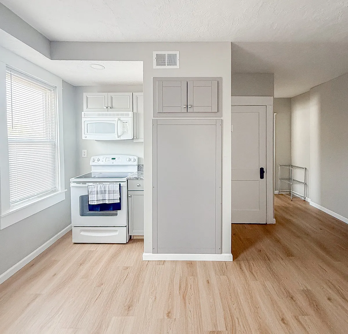 1 bed, $1,400 — Photo 4