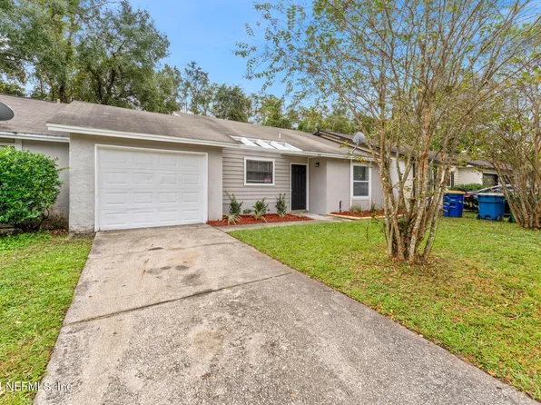 3236 MEADOWLEA Circle, Jacksonville, FL 32218