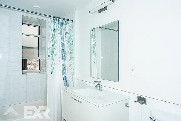 Rented by EXR | media 6