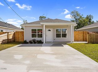 1210 Hamilton Ave, Panama City, FL 32401