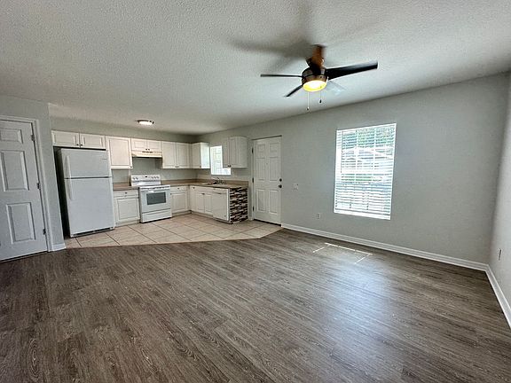 4th image of 1836 13th St W #2DFB52531