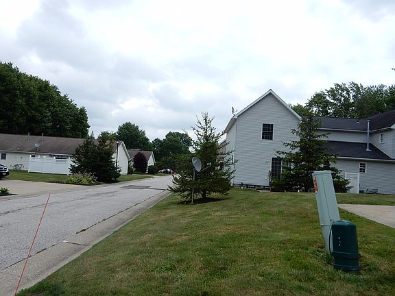 4th image of 10571-003 White St