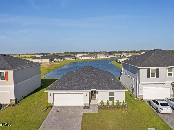 527 Glaspell Cir SE, Palm Bay, FL 32909