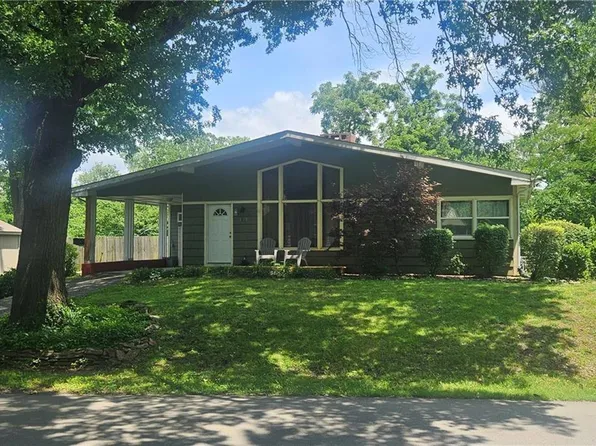 1607 S Olive St, Pittsburg, KS 66762