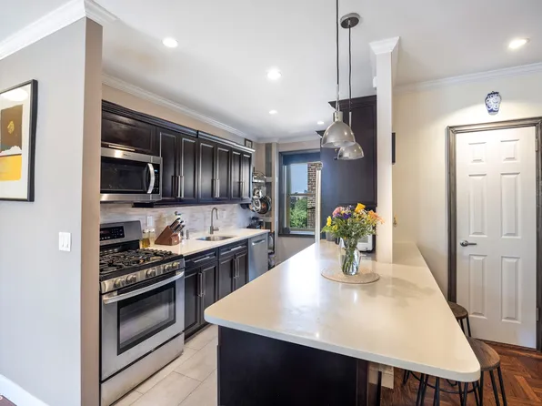 48-35 43rd Street image 3 of 10
