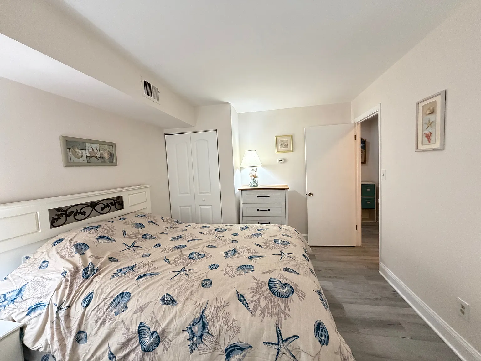 1 bed, 550 sqft, $1,200 — Photo 3