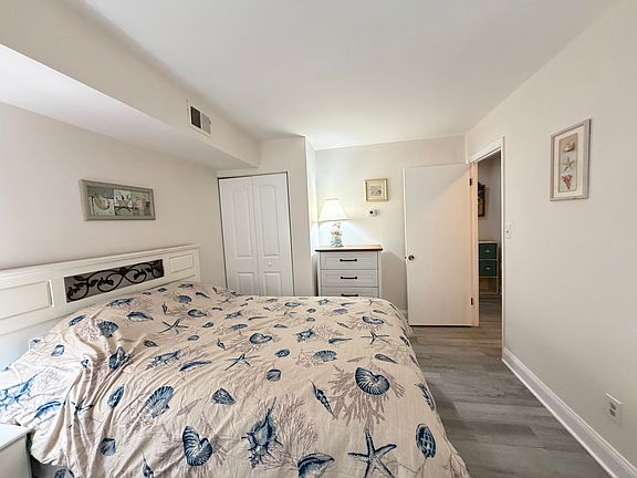 3rd image of 12300 Jamaica Ave Unit 211