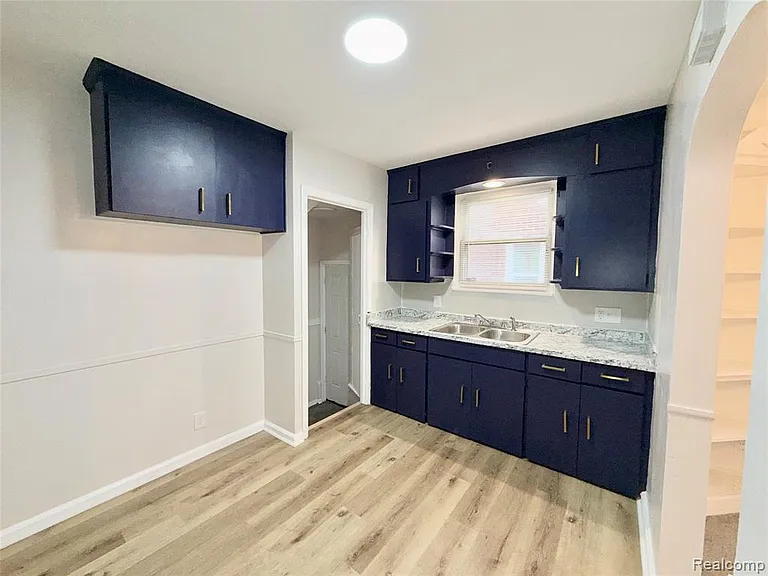 10630 Whitehill St — Photo 3