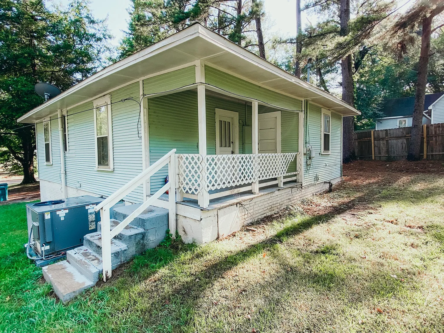 1803 Martin Hill Dr — Photo 2