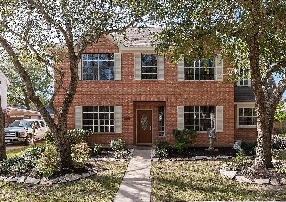 1st image of 3227 Three Sisters Cir