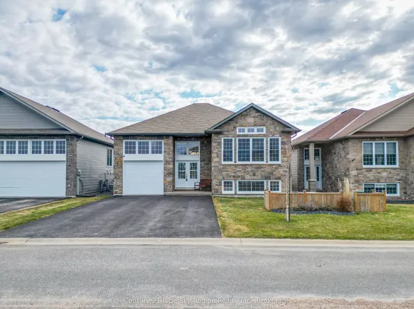 8 Willfred Dr, North Bay, ON P1A 0G5